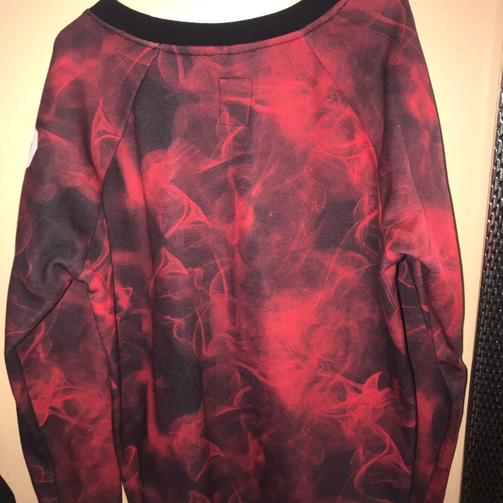 Crew neck - Picture 2 of 2